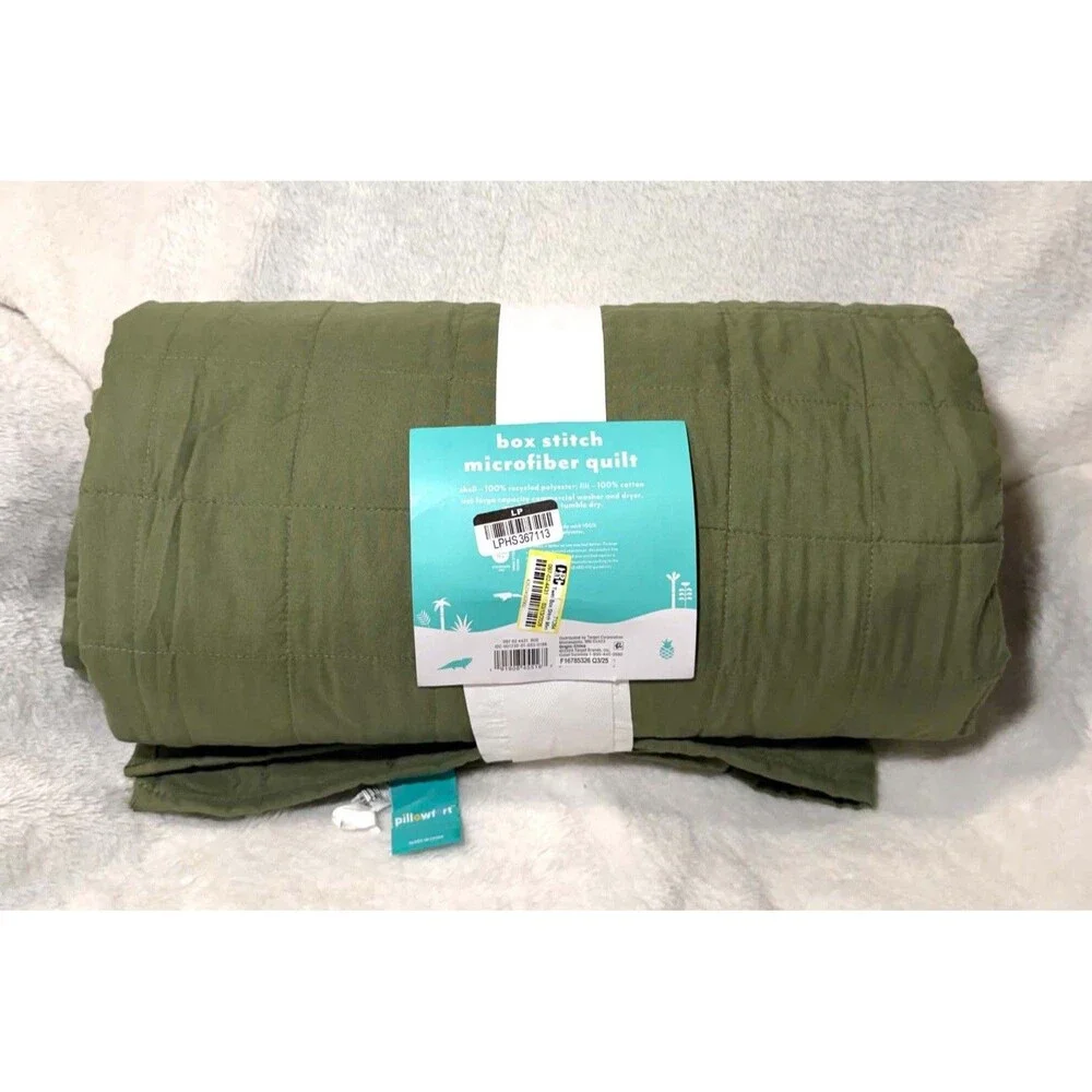 Pillowfort Twin Green Box Stitch Microfiber Kids Quilt Bedding